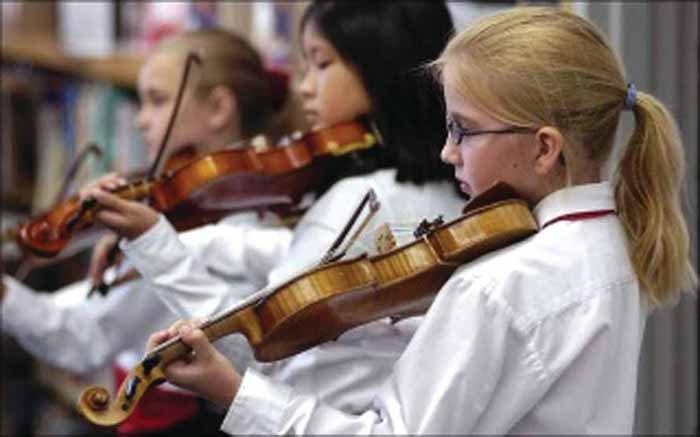 Learn violin and viola with Dr. Carlo Malanima in Katy, TX. Expert lessons for all ages using the renowned Suzuki Method. Start your musical journey today!